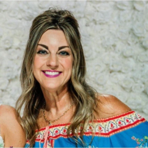 Meet your Posher, Katie - Picture 1 of 1